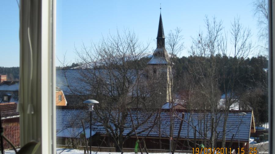 Utsikt mot Botkyrka kyrka från 1100-talet
